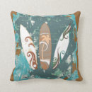 Buscar persona que practica surf cojines El practicar surf