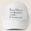 Buscar cree un gorras Valentía