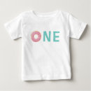 Buscar invitación camisetas Nombre