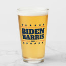 Buscar elecciones cerveza vasos Joe biden