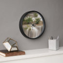 Buscar cascada relojes de pared Corriente