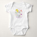 Buscar bebe del pajaro Cualquier niño