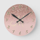 Buscar secuencias relojes de pared Monograma