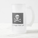 Buscar cráneo y bandera pirata tazas Diversión