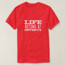 Buscar la vida comienza en camisetas Cumpleaños