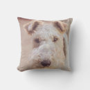 Buscar airedale cojines Aterrador