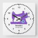 Buscar violeta relojes de pared Monograma