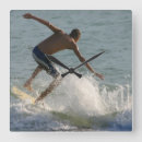 Buscar persona que practica surf relojes de pared Océano