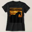Buscar caballo negro camisetas General y unisex