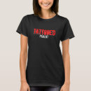 Buscar mujeres tatuadas camisetas Para ella
