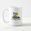 Buscar bandera de gadsden tazas Libertario