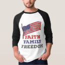 Buscar freedom camisetas 6 º estadía