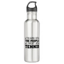 Buscar lágrima agua botellas Al tenis