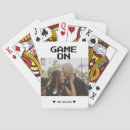 Buscar el jugar barajas de cartas Para ellos