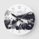 Buscar coche blanco relojes de pared Blanco y negro