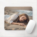 Buscar chica la playa de alfombrillas de raton Para todos