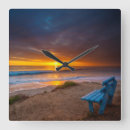 Buscar banco relojes de pared Azul