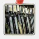 Buscar rifle adornos Día