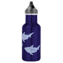Buscar tiburones agua botellas Pescar