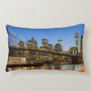 Buscar puente de brooklyn cojines Imagen del color