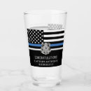 Buscar ley cerveza vasos Oficial de policía