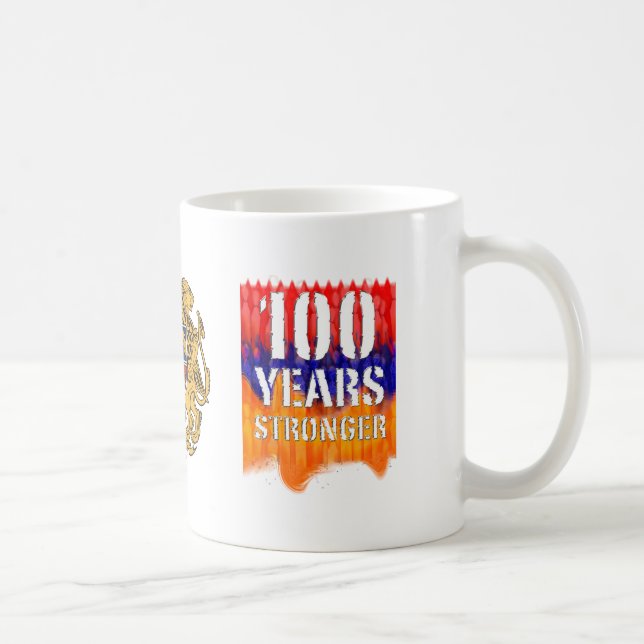 100 años de taza armenia más fuerte (Derecha)