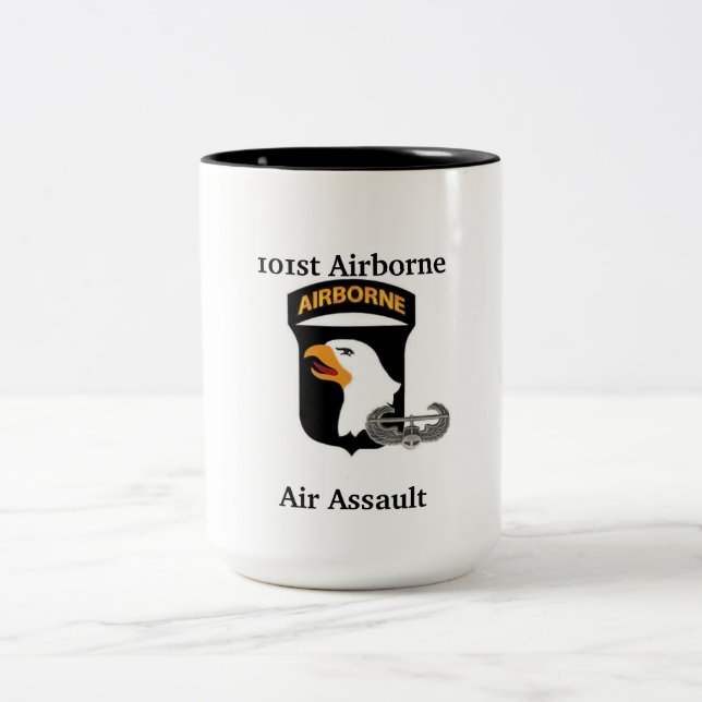 101o Taza del ataque aéreo de la división (Centro)
