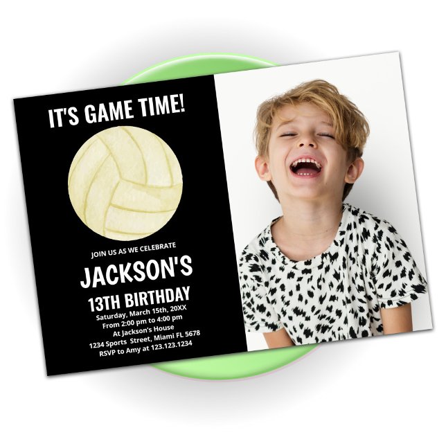 13.º cumpleaños de voleibol negro invitaciones con (Subido por el creador)