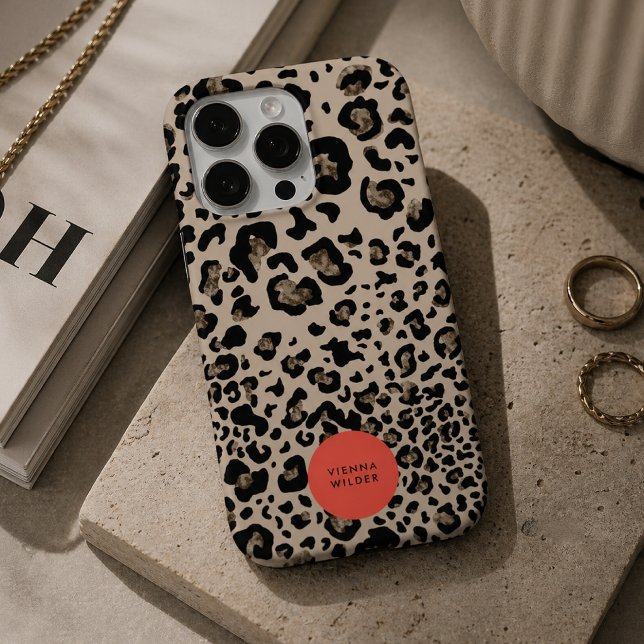 16 Pro Funda para iPhone con Estampado de Leopardo | Fund (A fashionable iPhone Case that blends bold animal print with a polished personalized touch.)