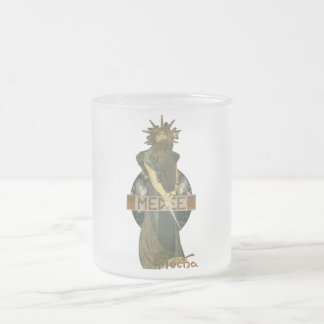 1898) tazas del vidrio esmerilado de Alfonso Mucha