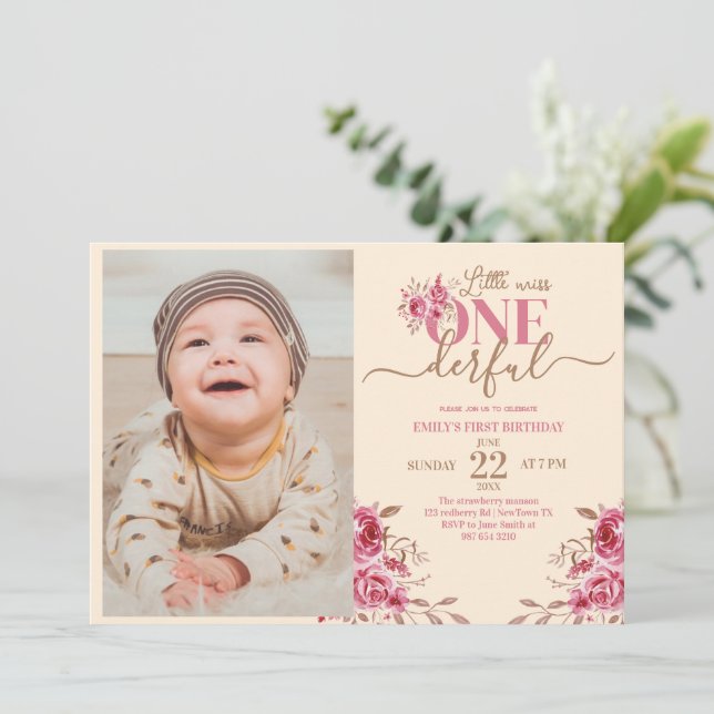 1.ᵉʳ CUMPLEAÑOS PEQUEÑA TARJETA CONTESTABLE (Anverso de pie)