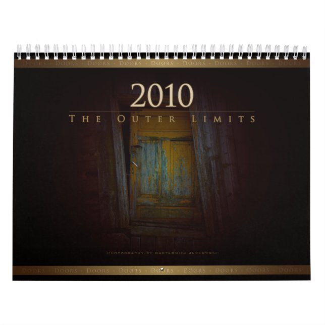 2010 los límites externos: Puertas - calendario (Tapa)