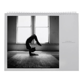 2020: Calendario de desnudos de yoga