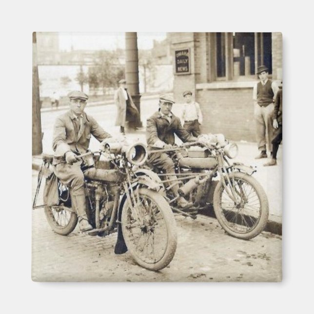 2 hombres en imán de motocicletas (Frente)