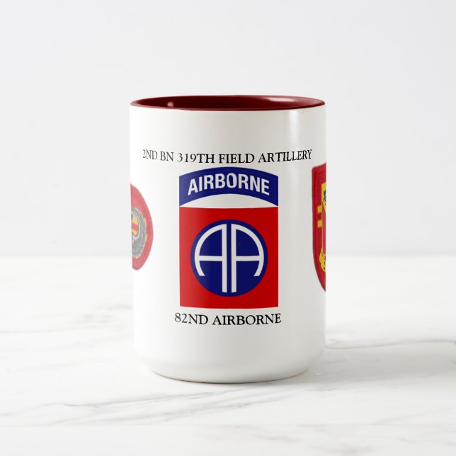 2do 319TH TAZA de la ARTILLERÍA DE CAMPAÑA del (Centro)