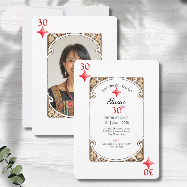 30.ª Invitación a la tarjeta de juego de diamantes (30th birthday party invitations in an art deco playing card style on a grey wood background.)