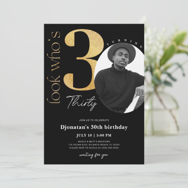 30.ª invitación de cumpleaños de oro negro con fot (Anverso de pie)