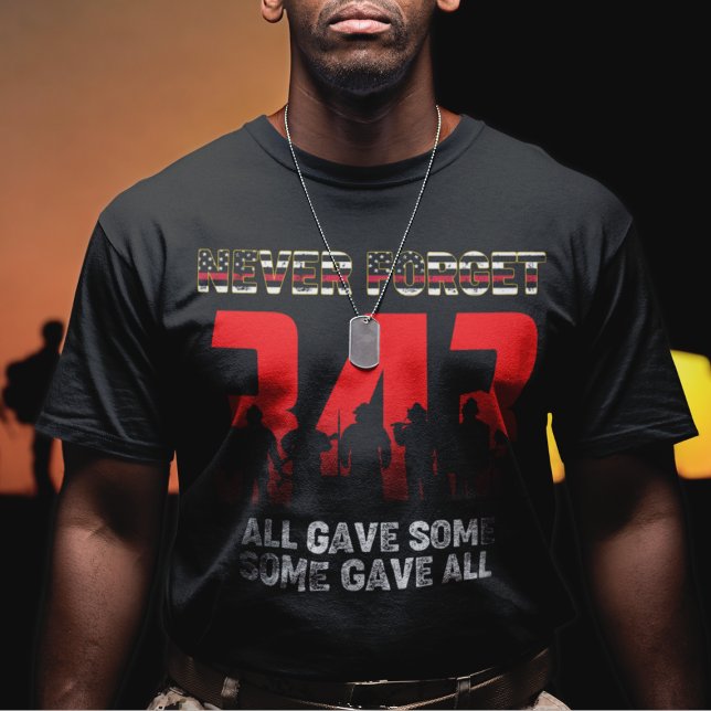 343 El bombero nunca olvida la camiseta 9 11 21 (Subido por el creador)