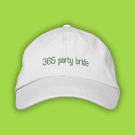 365 Fiesta Gorra de Summer Pop Chica Verde Novia<br><div class="desc">moda minimalista 365 fiesta novia bordó a papá gorra en verde texto</div>