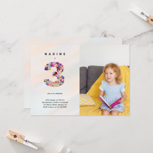 3.ᵉʳ cumpleaños del Pastel Pink Florals Invitación (Anverso/Reverso In Situ)