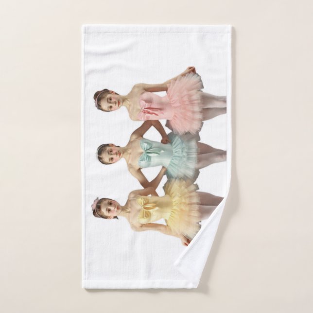 3 bailarinas en tonos suaves Toalla (Toalla de mano)