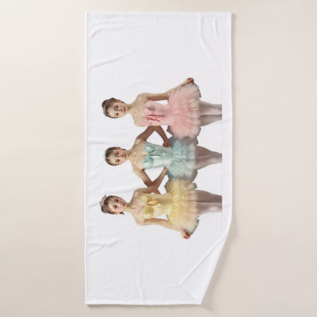 3 bailarinas en tonos suaves Toalla (Toalla de baño)