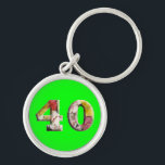 40 años de 40.o del cumpleaños llavero del jalón<br><div class="desc">Número 40 en el diseño floral para los llaveros.</div>