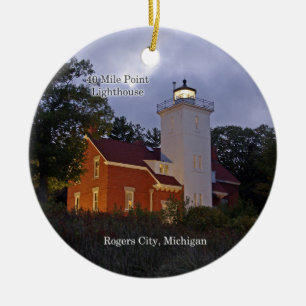 40 Mile Point Lighthouse, ornamento circular