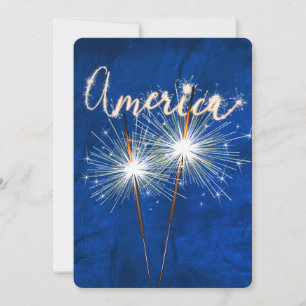 4 de julio Fiesta Sparkler sobre invitación azul
