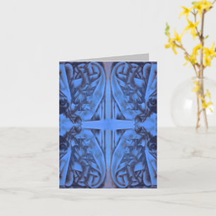 4 figuras en la tarjeta de resumen azul