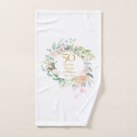 50.º Aniversario del Boda Dorado Floral acuática<br><div class="desc">Con una delicada garland floral acuática,  esta almohada botánica de moda 50 aniversario de boda puede ser personalizada con sus detalles especiales de aniversario en una elegante tipografía de oro. Diseñado por Thisisnotme©</div>