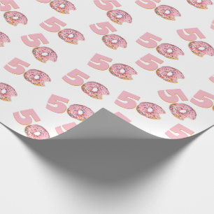 50.º Papel de envolver de donut rosado de cumpleañ