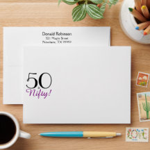 ¡50 es Nifty! Sobre de invitación con dirección de