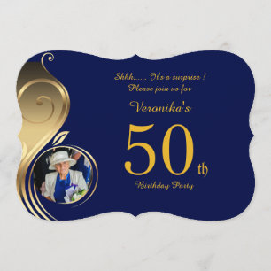 50.o, mujer de la invitación del cumpleaños